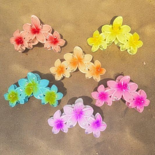 Floral clawclip– hair accessories