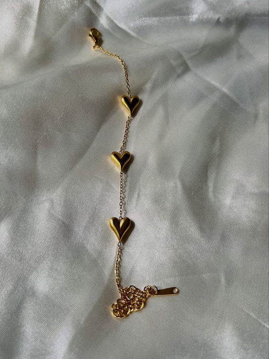Gold Heart Bracelet- anti tanish